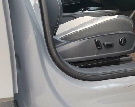 Серый Фольксваген ID.4, объемом двигателя 0 л и пробегом 53 тыс. км за 21800 $, фото 4 на Automoto.ua