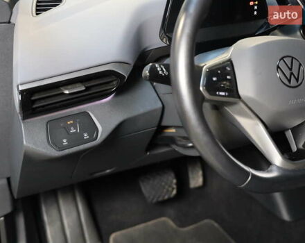 Серый Фольксваген ID.4, объемом двигателя 0 л и пробегом 34 тыс. км за 21300 $, фото 16 на Automoto.ua