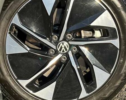 Сірий Фольксваген ID.4, об'ємом двигуна 0 л та пробігом 53 тис. км за 28000 $, фото 5 на Automoto.ua