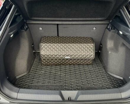 Серый Фольксваген ID.4, объемом двигателя 0 л и пробегом 64 тыс. км за 23500 $, фото 24 на Automoto.ua