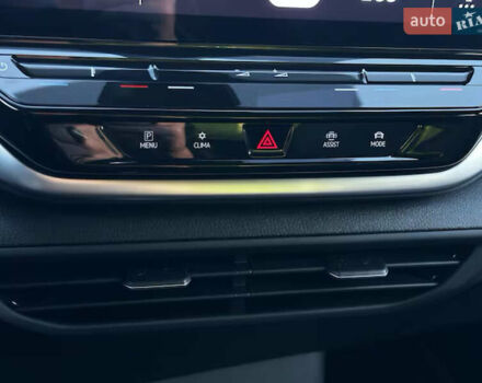 Сірий Фольксваген ID.4, об'ємом двигуна 0 л та пробігом 169 тис. км за 22999 $, фото 12 на Automoto.ua