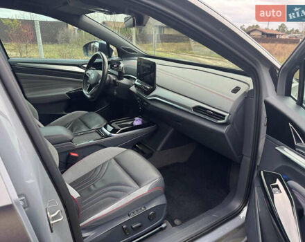 Серый Фольксваген ID.4, объемом двигателя 0 л и пробегом 40 тыс. км за 27999 $, фото 4 на Automoto.ua