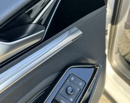 Сірий Фольксваген ID.4, об'ємом двигуна 0 л та пробігом 68 тис. км за 20900 $, фото 8 на Automoto.ua