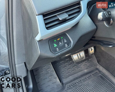 Сірий Фольксваген ID.4, об'ємом двигуна 0 л та пробігом 34 тис. км за 25000 $, фото 16 на Automoto.ua