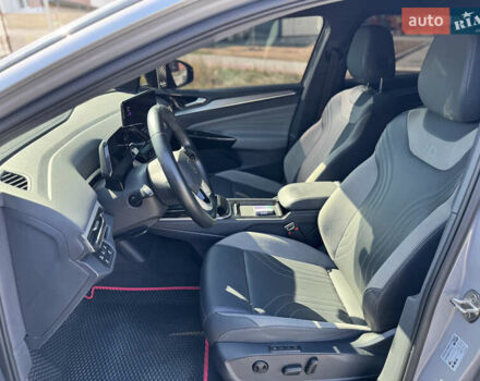 Серый Фольксваген ID.4, объемом двигателя 0 л и пробегом 71 тыс. км за 25500 $, фото 11 на Automoto.ua