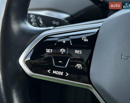 Сірий Фольксваген ID.4, об'ємом двигуна 0 л та пробігом 169 тис. км за 22999 $, фото 10 на Automoto.ua