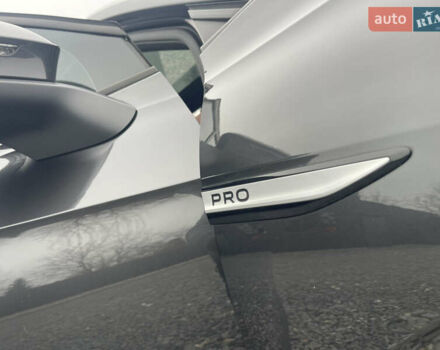 Серый Фольксваген ID.4, объемом двигателя 0 л и пробегом 128 тыс. км за 25995 $, фото 17 на Automoto.ua