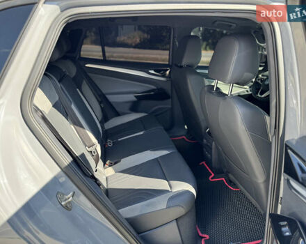 Серый Фольксваген ID.4, объемом двигателя 0 л и пробегом 71 тыс. км за 25500 $, фото 18 на Automoto.ua