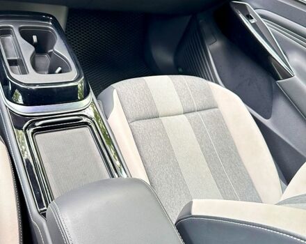 Сірий Фольксваген ID.4, об'ємом двигуна 0 л та пробігом 45 тис. км за 23200 $, фото 2 на Automoto.ua