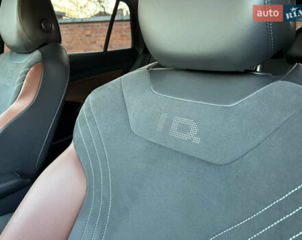 Серый Фольксваген ID.4, объемом двигателя 0 л и пробегом 127 тыс. км за 24599 $, фото 78 на Automoto.ua