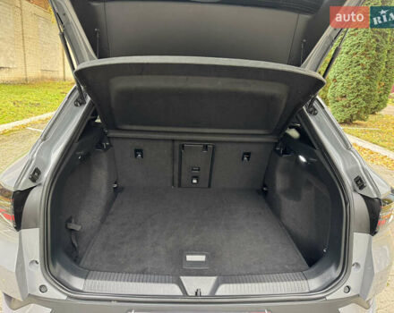 Серый Фольксваген ID.4, объемом двигателя 0 л и пробегом 136 тыс. км за 21000 $, фото 95 на Automoto.ua