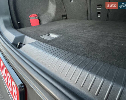 Серый Фольксваген ID.4, объемом двигателя 0 л и пробегом 127 тыс. км за 24599 $, фото 42 на Automoto.ua