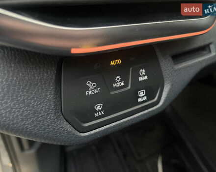 Серый Фольксваген ID.4, объемом двигателя 0 л и пробегом 63 тыс. км за 23300 $, фото 24 на Automoto.ua