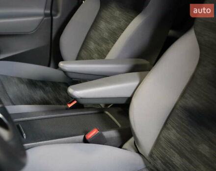 Серый Фольксваген ID.4, объемом двигателя 0 л и пробегом 34 тыс. км за 21300 $, фото 23 на Automoto.ua