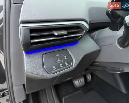 Серый Фольксваген ID.4, объемом двигателя 0 л и пробегом 122 тыс. км за 23200 $, фото 18 на Automoto.ua