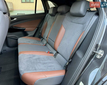 Серый Фольксваген ID.4, объемом двигателя 0 л и пробегом 100 тыс. км за 23800 $, фото 46 на Automoto.ua