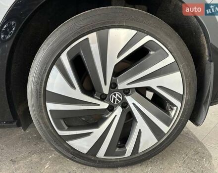 Сірий Фольксваген ID.4, об'ємом двигуна 0 л та пробігом 65 тис. км за 27500 $, фото 9 на Automoto.ua