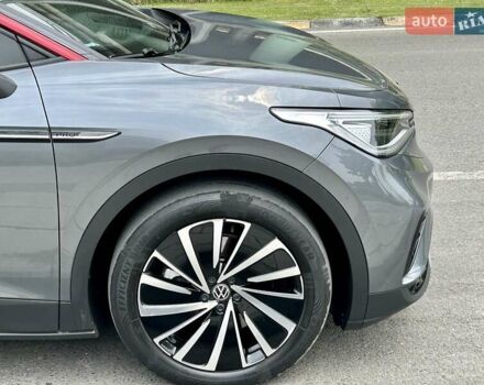 Серый Фольксваген ID.4, объемом двигателя 0 л и пробегом 77 тыс. км за 23000 $, фото 2 на Automoto.ua
