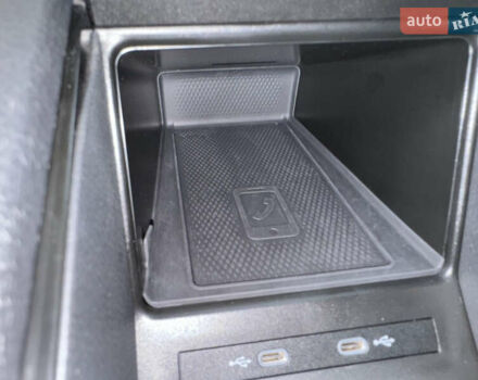 Серый Фольксваген ID.4, объемом двигателя 0 л и пробегом 136 тыс. км за 21000 $, фото 72 на Automoto.ua