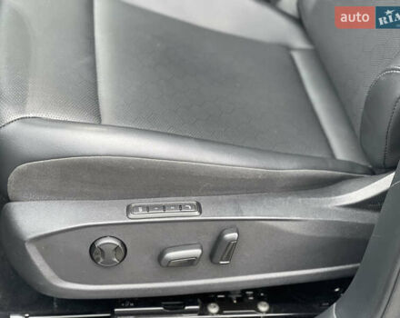 Серый Фольксваген ID.4, объемом двигателя 0 л и пробегом 104 тыс. км за 22600 $, фото 35 на Automoto.ua