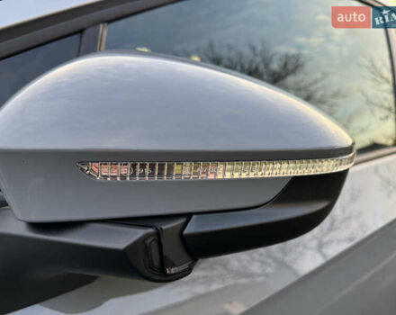 Сірий Фольксваген ID.4, об'ємом двигуна 0 л та пробігом 136 тис. км за 22900 $, фото 71 на Automoto.ua