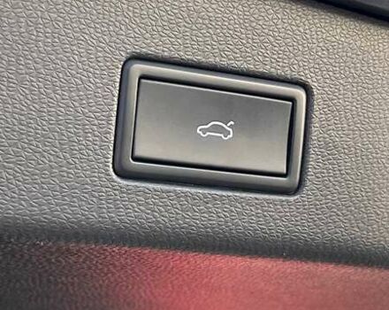 Сірий Фольксваген ID.4, об'ємом двигуна 0 л та пробігом 53 тис. км за 28000 $, фото 24 на Automoto.ua