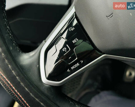 Серый Фольксваген ID.4, объемом двигателя 0 л и пробегом 74 тыс. км за 28000 $, фото 30 на Automoto.ua