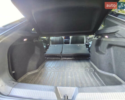 Серый Фольксваген ID.4, объемом двигателя 0 л и пробегом 64 тыс. км за 24000 $, фото 35 на Automoto.ua