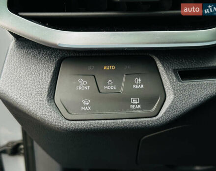 Серый Фольксваген ID.4, объемом двигателя 0 л и пробегом 74 тыс. км за 28000 $, фото 35 на Automoto.ua