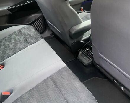 Сірий Фольксваген ID.4, об'ємом двигуна 0 л та пробігом 178 тис. км за 19299 $, фото 6 на Automoto.ua