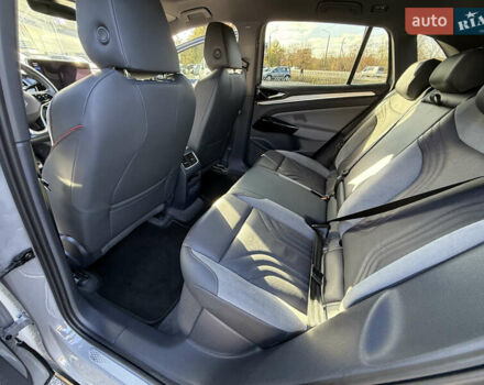 Сірий Фольксваген ID.4, об'ємом двигуна 0 л та пробігом 25 тис. км за 27300 $, фото 23 на Automoto.ua