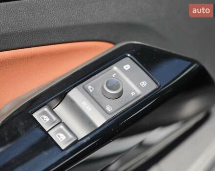 Серый Фольксваген ID.4, объемом двигателя 0 л и пробегом 71 тыс. км за 26000 $, фото 18 на Automoto.ua