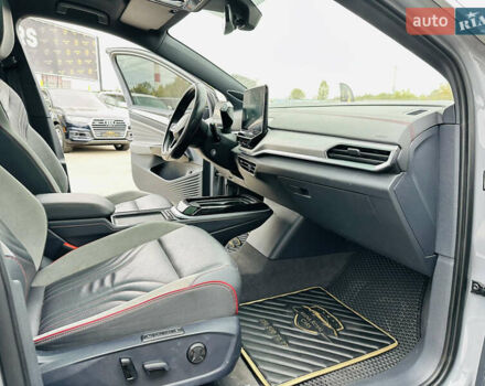 Серый Фольксваген ID.4, объемом двигателя 0 л и пробегом 74 тыс. км за 28000 $, фото 24 на Automoto.ua