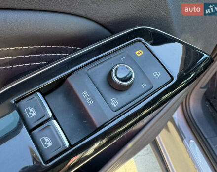 Серый Фольксваген ID.4, объемом двигателя 0 л и пробегом 37 тыс. км за 22000 $, фото 27 на Automoto.ua