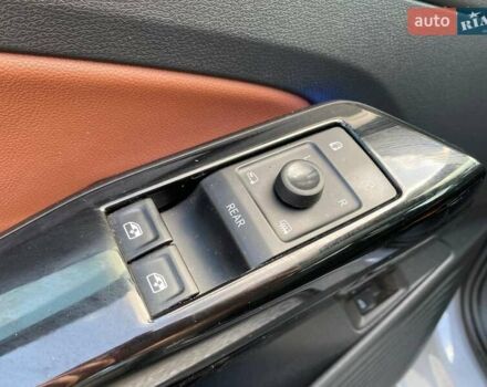 Серый Фольксваген ID.4, объемом двигателя 0 л и пробегом 31 тыс. км за 30490 $, фото 14 на Automoto.ua