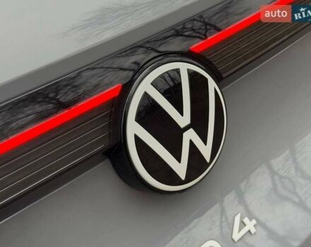 Сірий Фольксваген ID.4, об'ємом двигуна 0 л та пробігом 77 тис. км за 22350 $, фото 16 на Automoto.ua