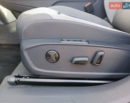 Серый Фольксваген ID.4, объемом двигателя 0 л и пробегом 42 тыс. км за 24500 $, фото 24 на Automoto.ua