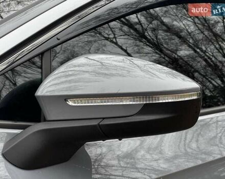 Сірий Фольксваген ID.4, об'ємом двигуна 0 л та пробігом 66 тис. км за 22800 $, фото 4 на Automoto.ua