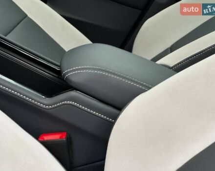 Сірий Фольксваген ID.4, об'ємом двигуна 0 л та пробігом 66 тис. км за 22800 $, фото 23 на Automoto.ua