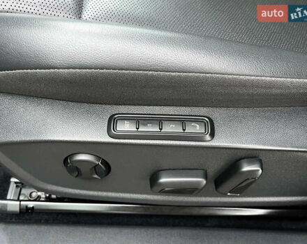 Сірий Фольксваген ID.4, об'ємом двигуна 0 л та пробігом 33 тис. км за 23200 $, фото 18 на Automoto.ua