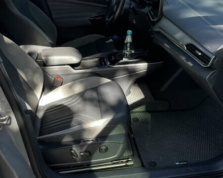 Серый Фольксваген ID.4, объемом двигателя 0 л и пробегом 69 тыс. км за 23500 $, фото 20 на Automoto.ua