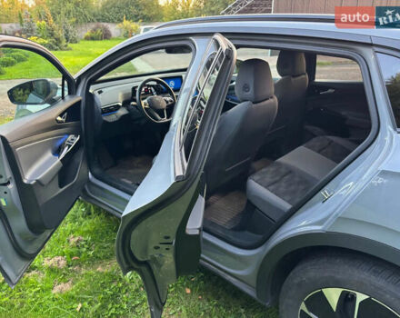 Серый Фольксваген ID.4, объемом двигателя 0 л и пробегом 27 тыс. км за 21500 $, фото 3 на Automoto.ua