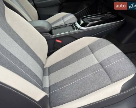 Сірий Фольксваген ID.4, об'ємом двигуна 0 л та пробігом 77 тис. км за 22350 $, фото 39 на Automoto.ua