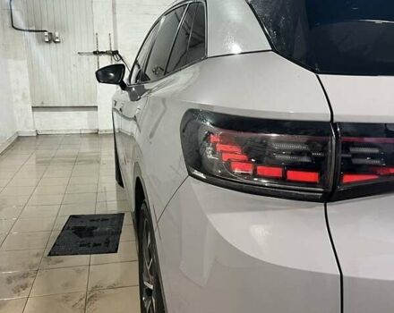 Серый Фольксваген ID.4, объемом двигателя 0 л и пробегом 70 тыс. км за 24000 $, фото 4 на Automoto.ua