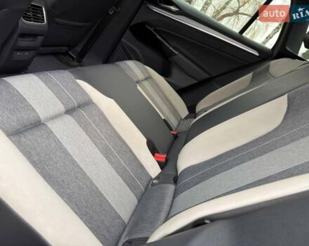 Сірий Фольксваген ID.4, об'ємом двигуна 0 л та пробігом 77 тис. км за 22350 $, фото 31 на Automoto.ua