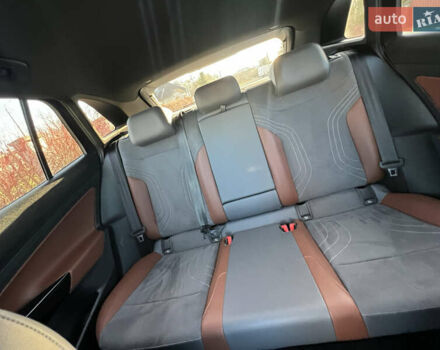 Сірий Фольксваген ID.4, об'ємом двигуна 0 л та пробігом 104 тис. км за 21700 $, фото 19 на Automoto.ua