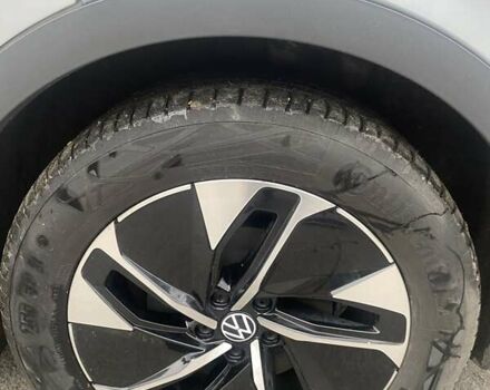 Сірий Фольксваген ID.4, об'ємом двигуна 0 л та пробігом 178 тис. км за 19299 $, фото 13 на Automoto.ua