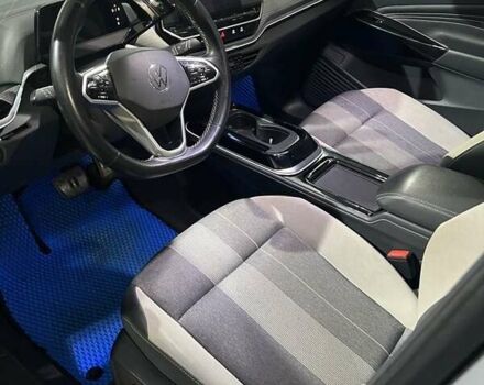 Серый Фольксваген ID.4, объемом двигателя 0 л и пробегом 70 тыс. км за 24000 $, фото 5 на Automoto.ua