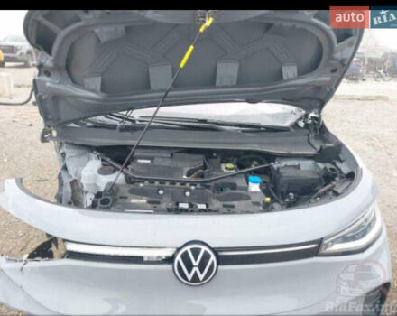 Серый Фольксваген ID.4, объемом двигателя 0 л и пробегом 104 тыс. км за 12700 $, фото 4 на Automoto.ua