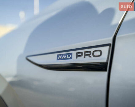 Сірий Фольксваген ID.4, об'ємом двигуна 0 л та пробігом 24 тис. км за 23400 $, фото 6 на Automoto.ua